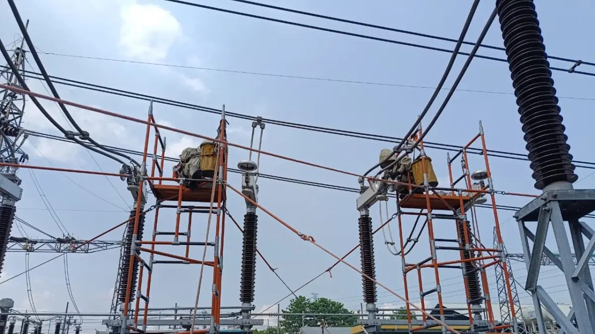 PLN UPT Semarang Lakukan Pemeliharaan PMS Busbar Bay Jepara di GI Kudus Jelang Hari Lahir Pancasila