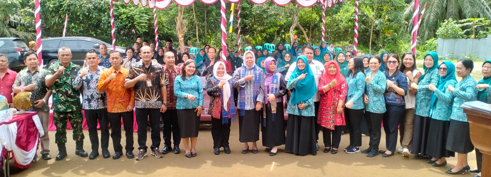 Tim Monitoring TP PKK Sumut Tinjau 5 Nagori Percontohan Simalungun, Ada Lomba Administrasi hingga IVA Test
