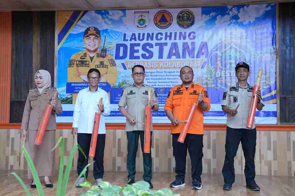 Sekda Sulbar Launching Desa Tangguh Bencana Berbasis Kolaborasi di Majene, 5 Tahun Pascagempa 2021