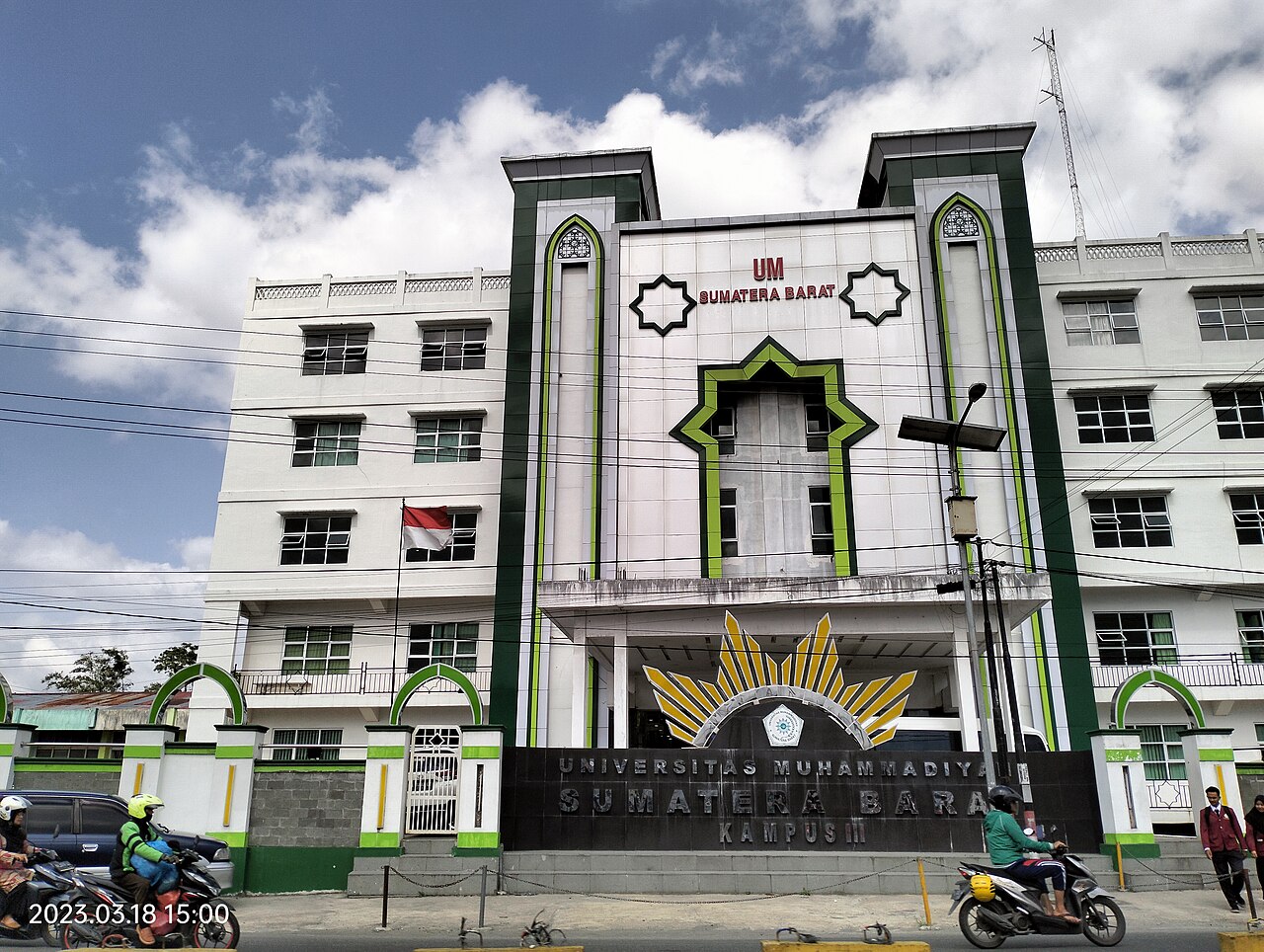 10 Rekomendasi Universitas Swasta dan Kampus di Sumatera Barat