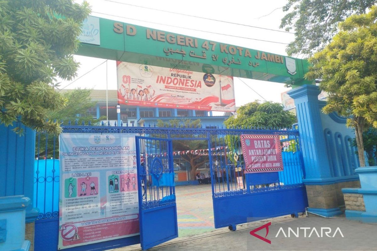 SDN 47 Kota Jambi Terapkan PJJ Total untuk Semua Kelas, Guru Tetap Hadir di Sekolah