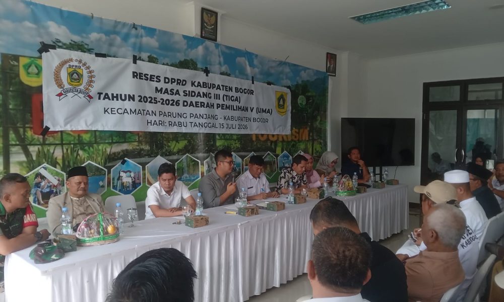 Reses di Parungpanjang, Ketua DPRD Bogor Sastra Winara Terima Aspirasi RS, Jembatan Penghubung hingga BPJS Guru Ngaji