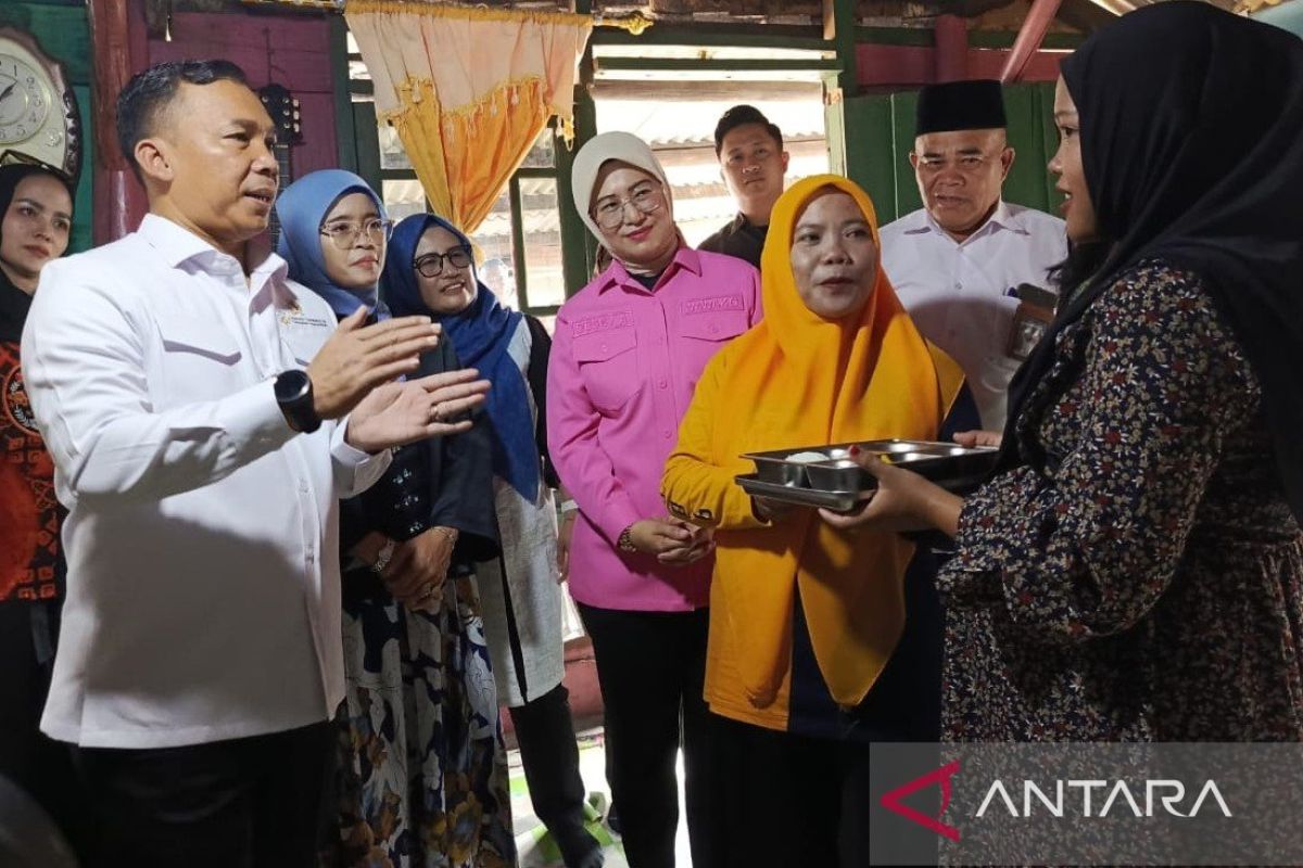 Mendukbangga Wihaji Tinjau Langsung Rumah Penerima MBG 3B di Bangka Belitung, Pastikan Tepat Sasaran Tekan Stunting