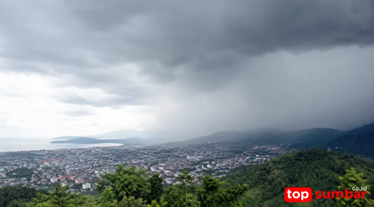 BMKG Prakirakan Hujan Masih Guyur Sebagian Wilayah Sumbar hingga 27 Juli 2026, Waspada Banjir dan Longsor