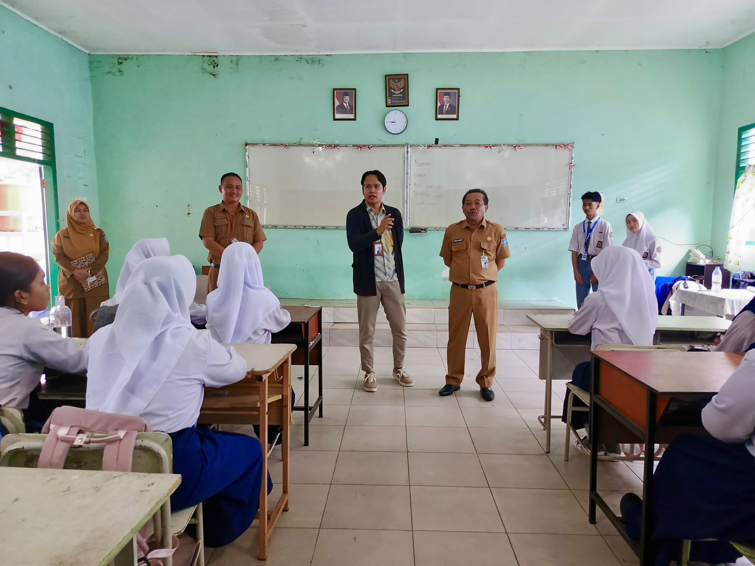 Ombudsman Babel Temukan Kelas Belum Siap saat MPLS SMAN 5 Pangkalpinang, Desak Pemprov Penuhi Sarana dan Guru