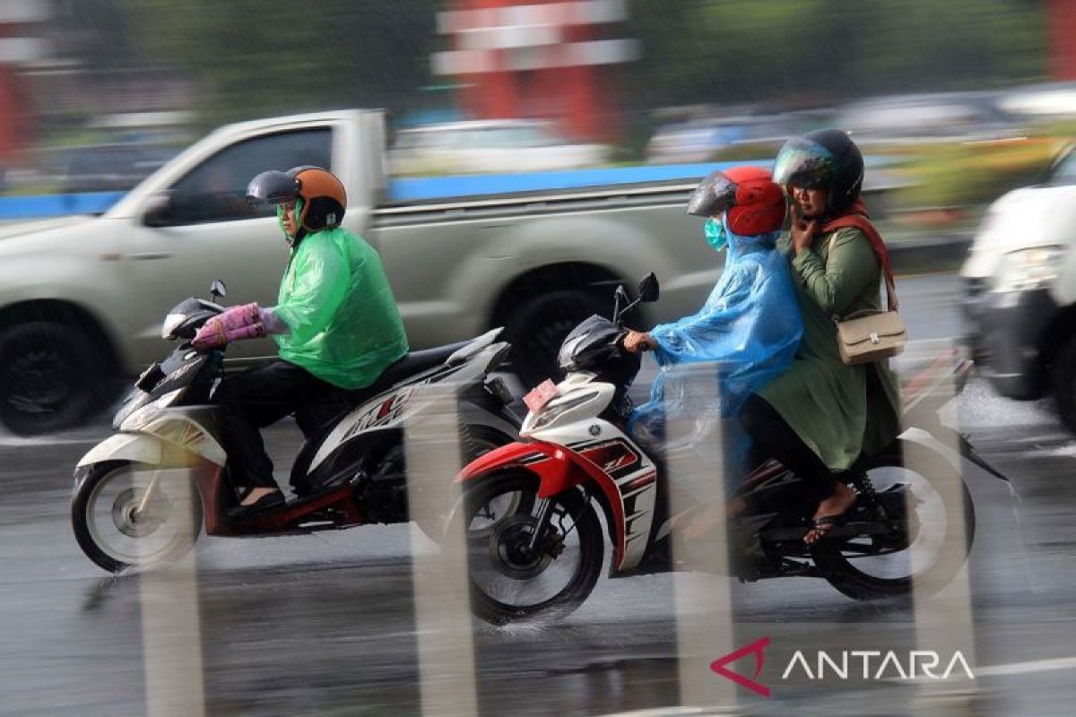 BMKG Prakirakan Hujan Ringan Guyur 7 Kota di Sumatera, Medan Termasuk
