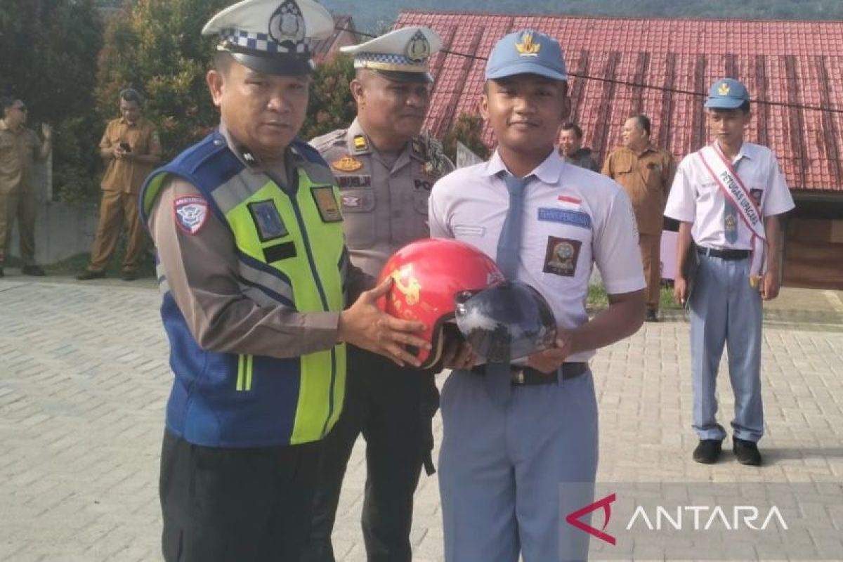 Program Police Goes to School di Tapsel: Satlantas Ingatkan Pelajar Soal Knalpot Brong dan Boncengan Tiga