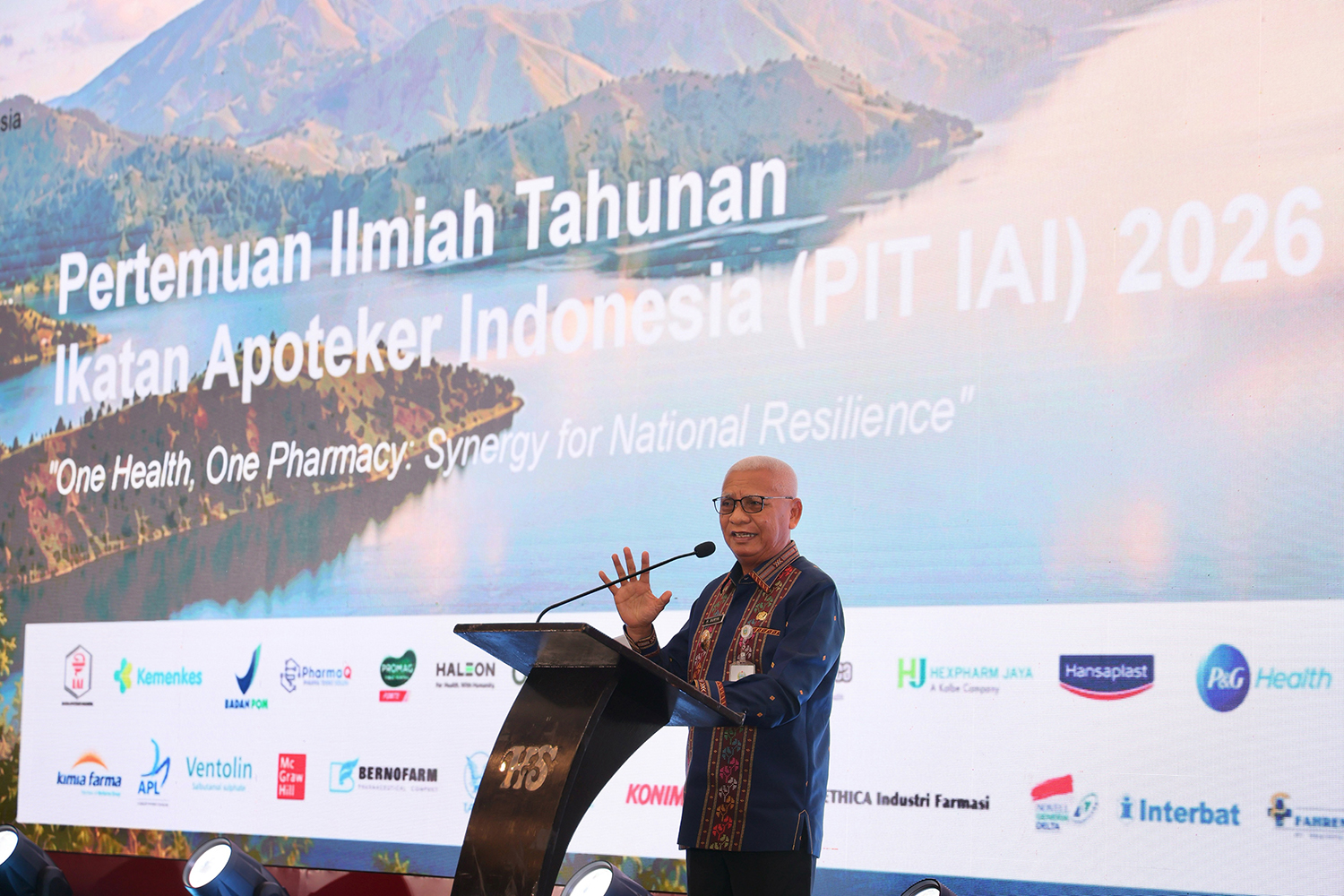 Wagub Sumut Surya Buka Kongres IAI 2026 di Medan, Target Usia Harapan Hidup 76 Tahun Jadi Pekerjaan Rumah Bersama