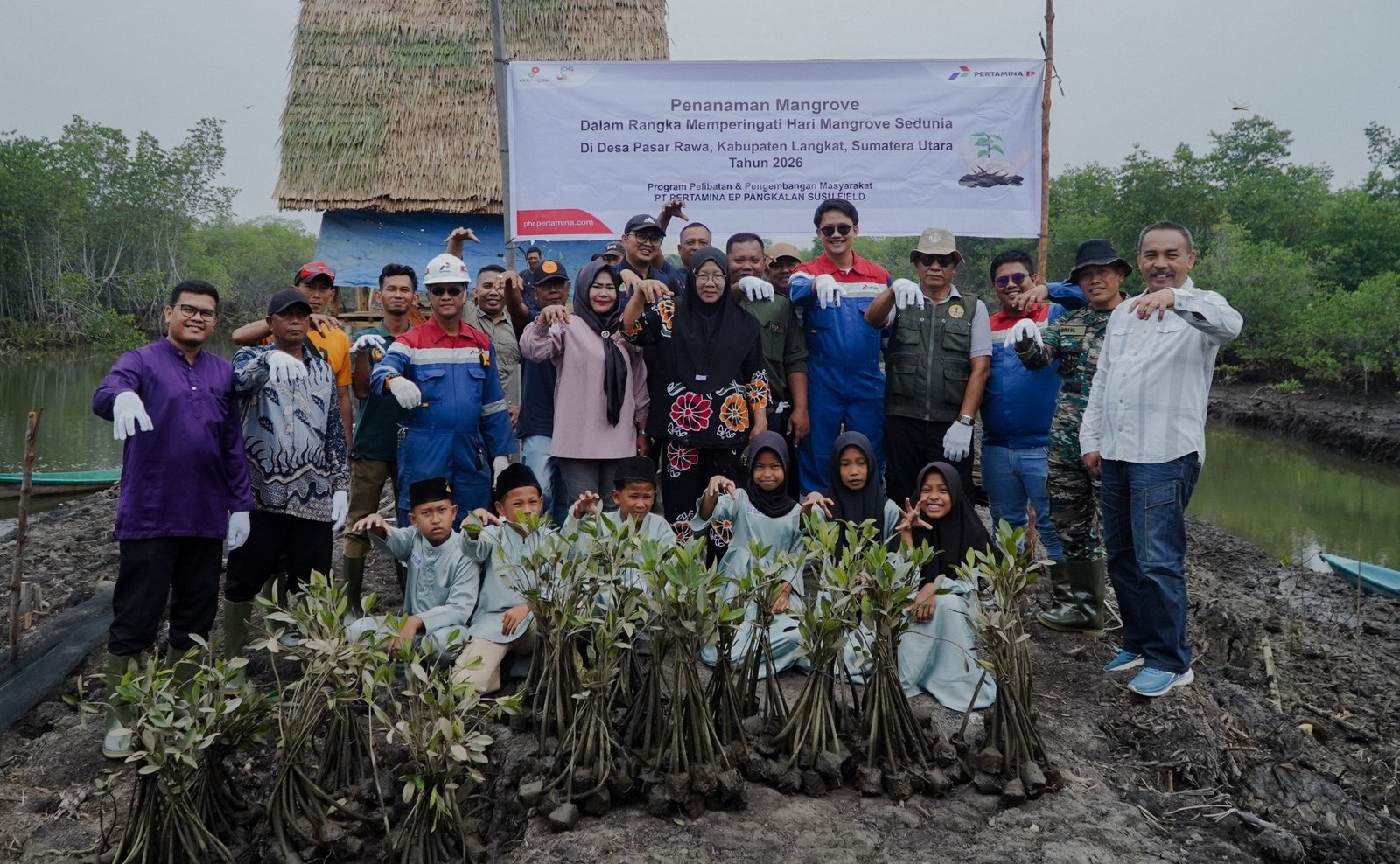 Peringati Hari Mangrove Sedunia, Pertamina EP Pangkalan Susu Tanam 2.500 Bibit Bakau di Pesisir Langkat