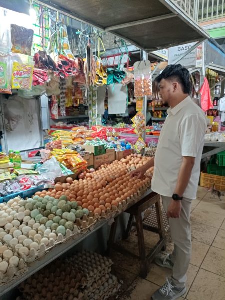 Harga Telur Ayam dan Bawang Putih di Pasar Blok F Cilegon Masih di Atas HET, Polres dan Disperindag Turun Tangan