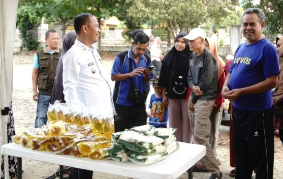 Pemkab Way Kanan Gandeng Bulog dan Pemprov Lampung Gelar Penetrasi Pasar, Beras SPHP Dijual Rp60 Ribu per Sak