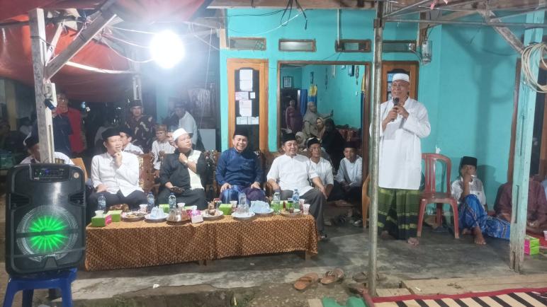 Pemerintah Kabupaten Bengkulu Tengah Hadiri Takziah Malam Ketiga Ayah Wakil Bupati, Program BERSAHABAT Jadi Sorotan