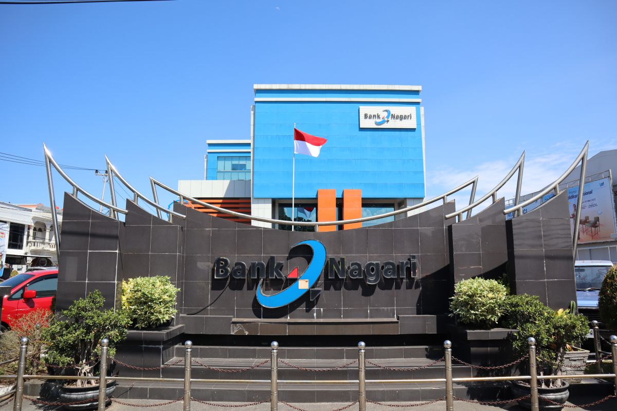 Bank Nagari Salurkan 204.500 Masker ke 5 Kabupaten/Kota Pesisir Selatan hingga Padang, Anak Sekolah Jadi Prioritas
