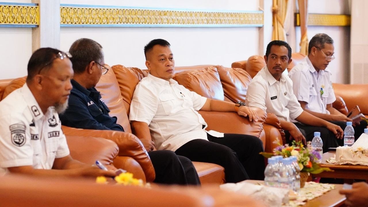Pemkab Lingga Gandeng PT Kebula Raya Bestari Kembangkan Kawasan Budidaya Rumput Laut, Targetkan Ekonomi Biru
