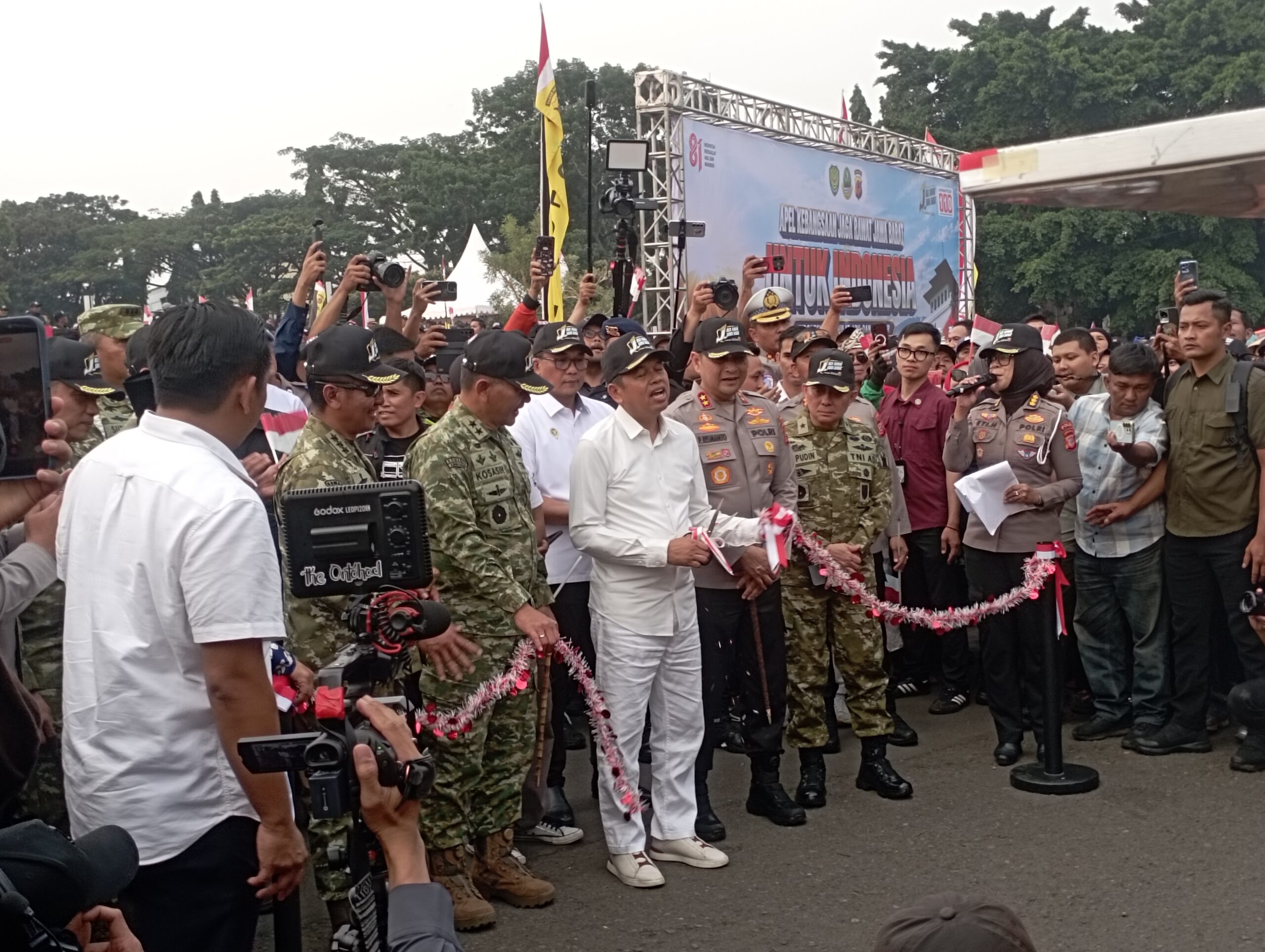 Kapolda Jabar Gelar Apel Kebangsaan di Monju Bandung, Ajak Forkopimda hingga Warga Perkuat Sinergi Jaga Kondusivitas Tatar Sunda