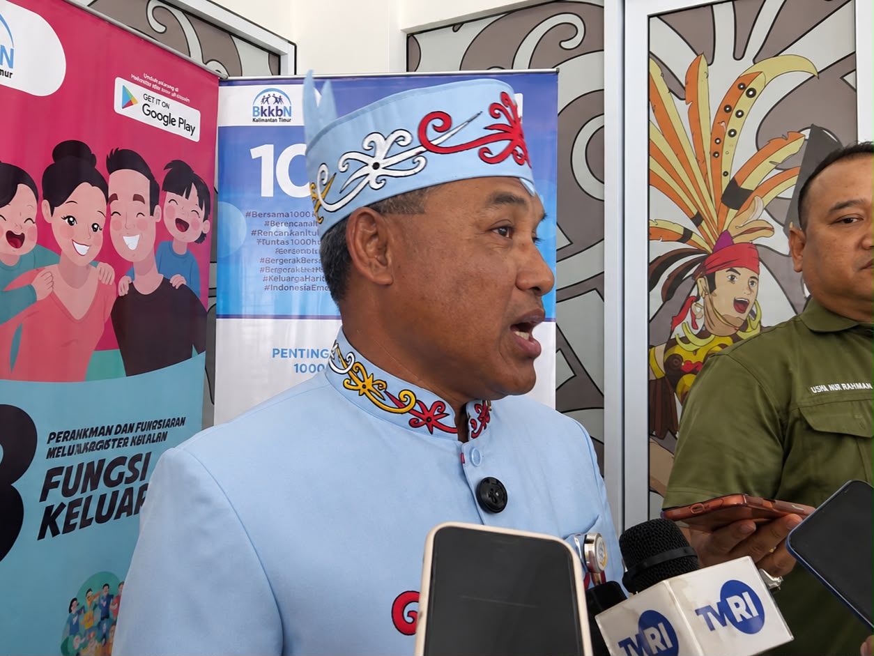 Kepala BKKBN Kaltim Dorong Sinkronisasi Data RTLH Demi Percepat Penurunan Stunting di Bantaran Sungai