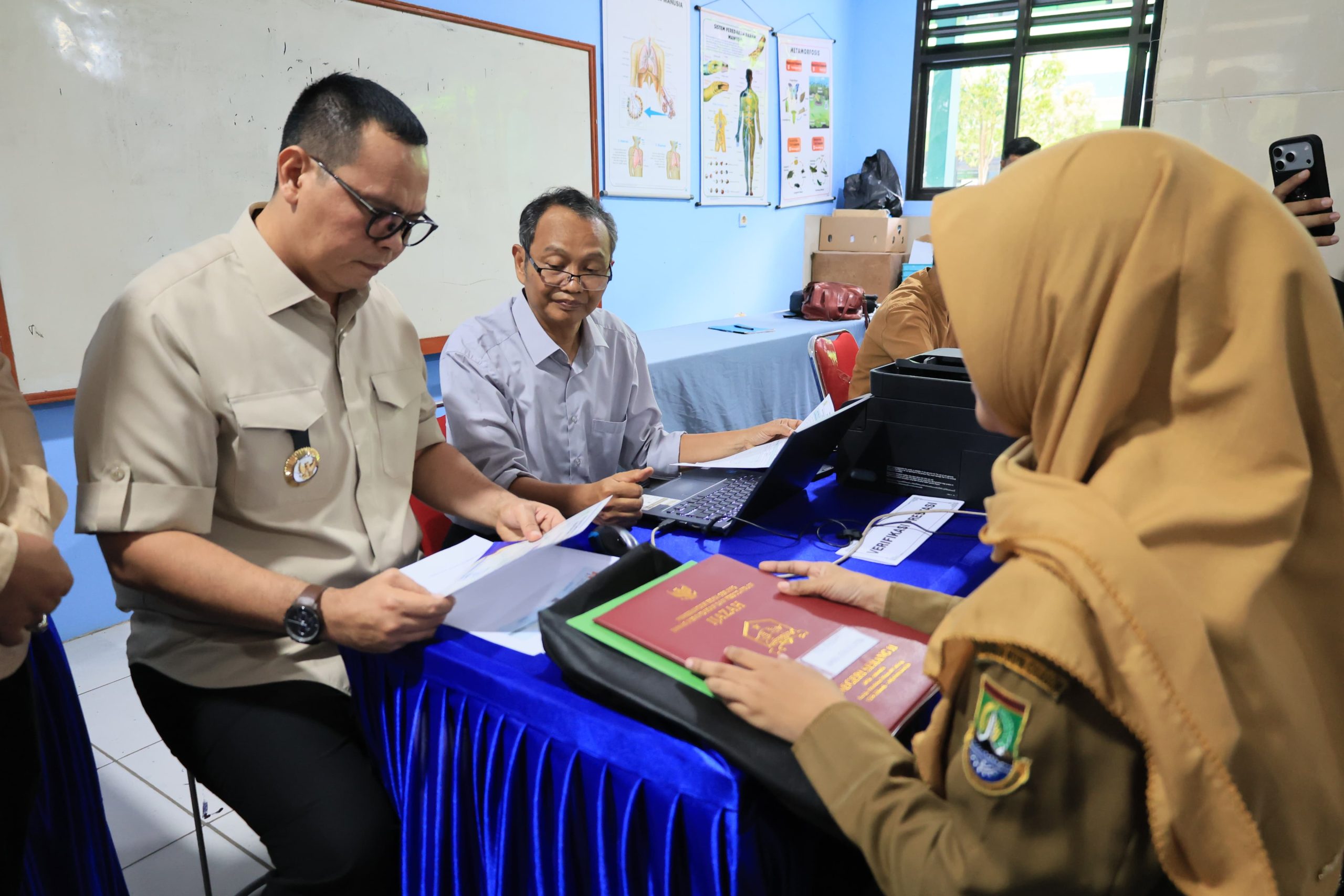 Wali Kota Serang Sidak SPMB 2026 di SMPN 1 dan 2, Temukan Satu Calon Siswa Terkendala Data di Sistem