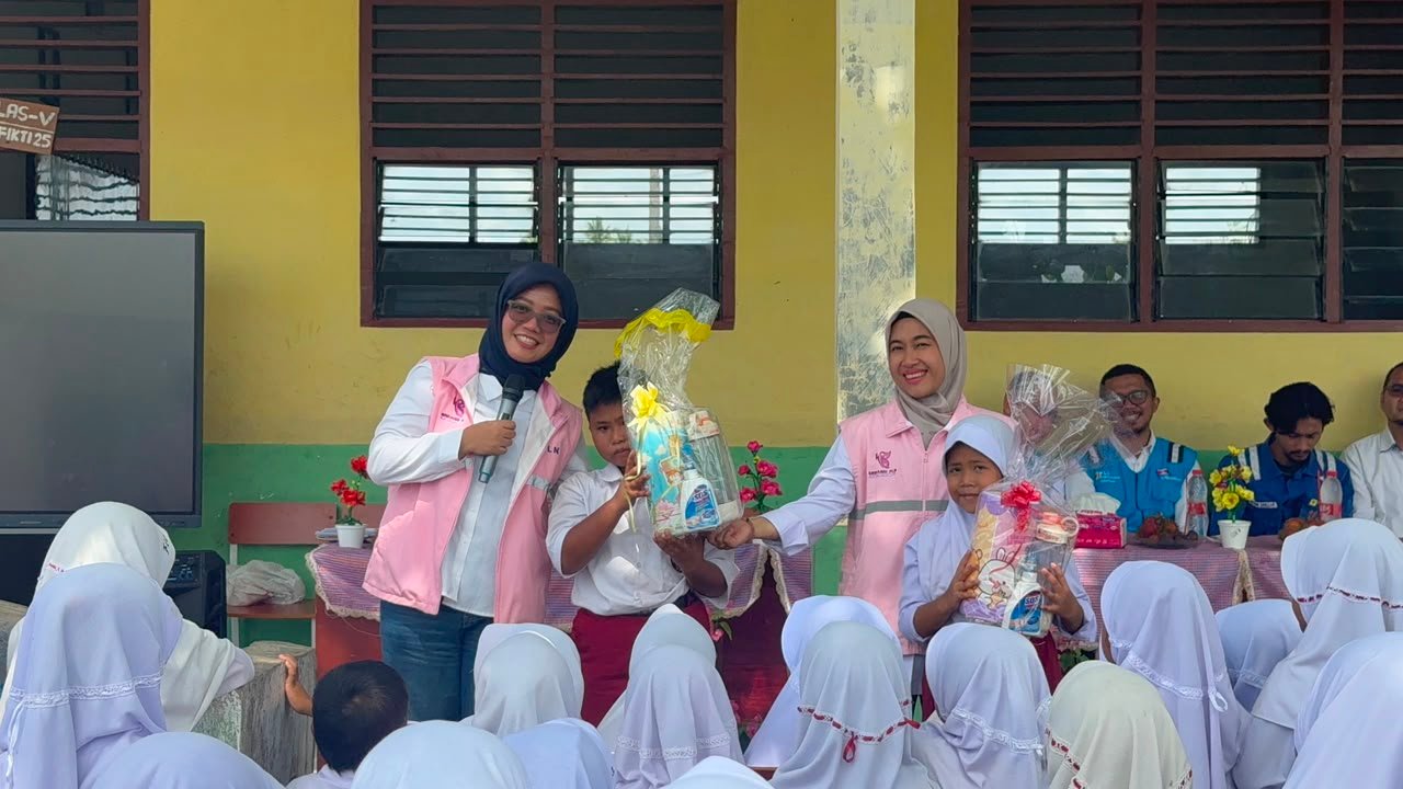 PLN Indonesia Power UBP Pangkalan Susu Ajak 120 Siswa SD di Langkat Praktikkan 6 Langkah Cuci Tangan demi Cegah Penyakit