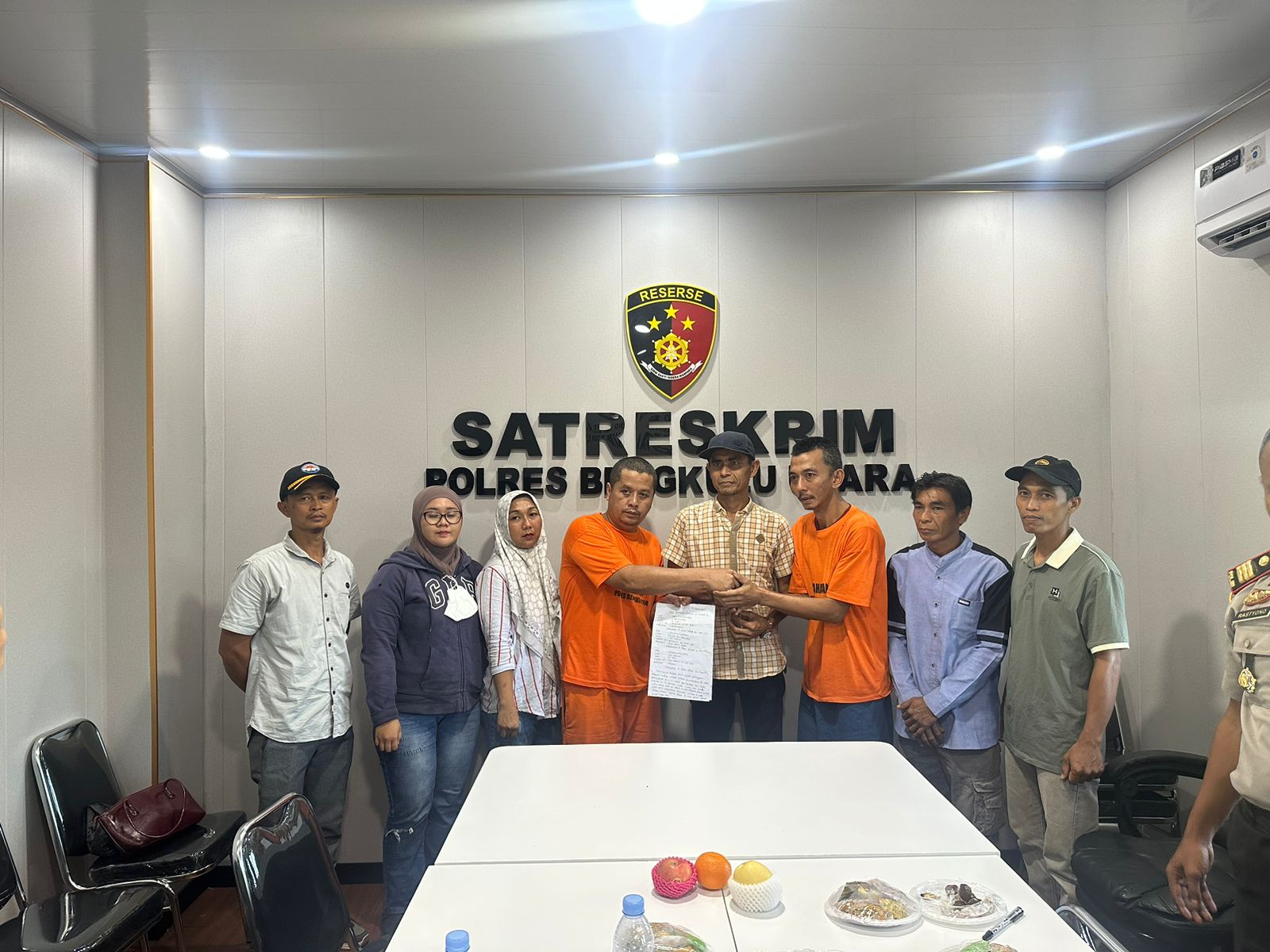 Dua Warga Bengkulu Utara Bebas dari Jerat Hukum Usai Damai dengan Korban Penganiayaan Lewat Restorative Justice