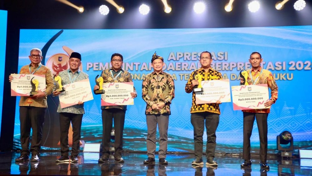 4 Kabupaten dan 3 Kota di Maluku Malut Raih Penghargaan Kemendagri, Insentif Fiskal Rp 3 Miliar untuk Juara Pertama