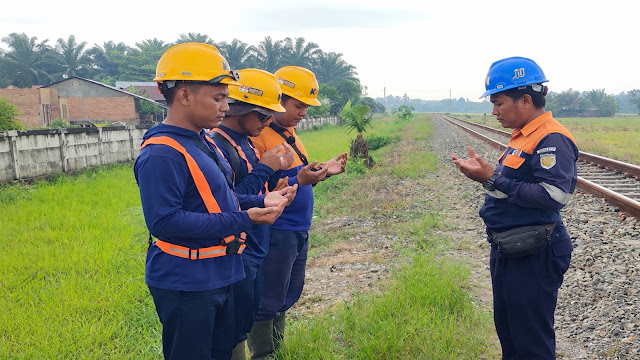 Hujan Lebat Guyur Sumut, KAI Divre I Siagakan Tim 24 Jam dan Alat Material Siaga di 14 Titik Rawan demi Keselamatan Penumpang