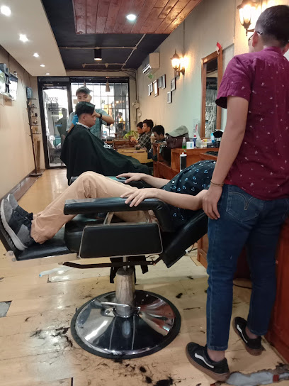 Tak Sekadar Gunting Rambut: 10 Barbershop Pria di Bandung 2026 dengan Sentuhan Gaya dan Kenyamanan Maksimal