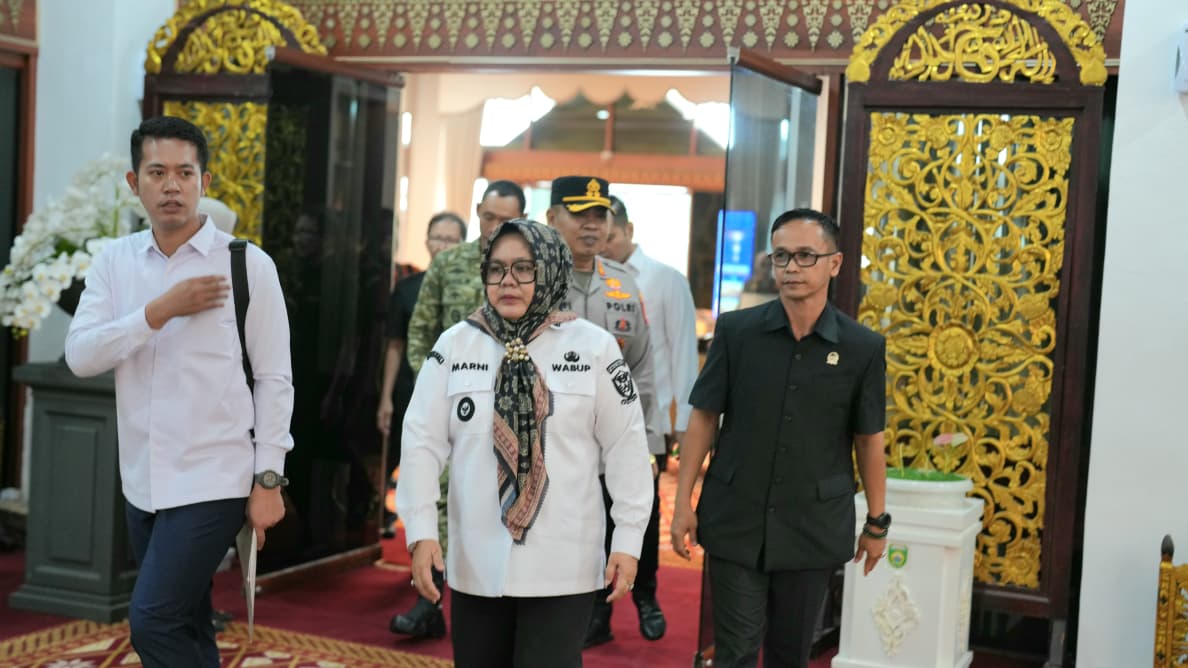 Plt Bupati Muara Enim Sumarni Minta Warga Hormati Proses Hukum dan Jaga Kondusivitas Daerah