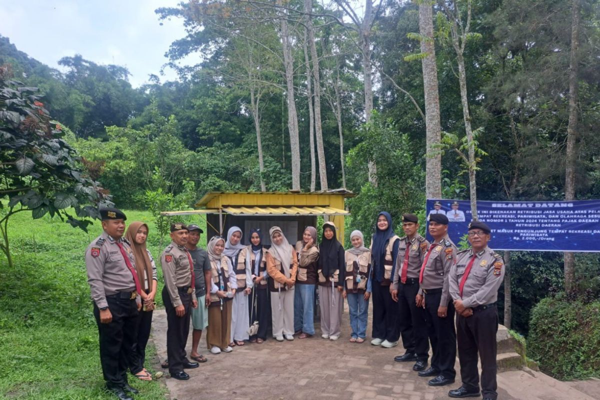 Polres Simalungun Terjunkan 6 Personel Patroli ke 10 Wisata Danau Toba, Imbau Wisatawan Jaga Kamtibmas