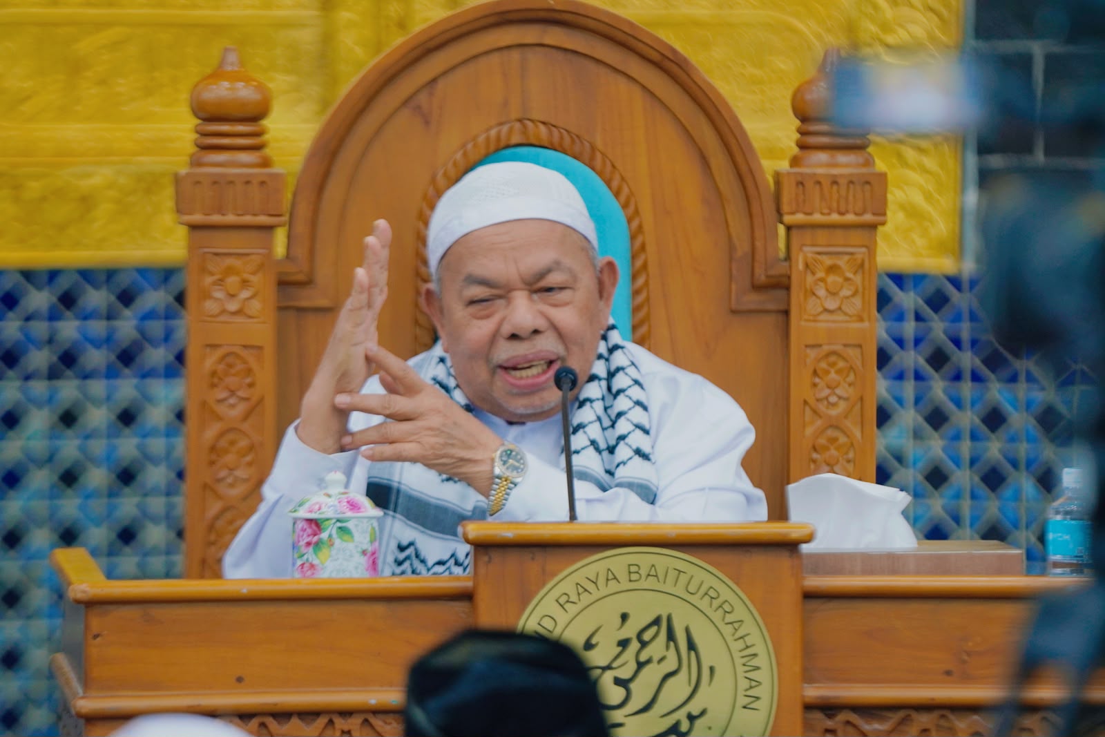 Malam Zikir dan Doa Hari Damai Aceh 2026 Digelar di Masjid Raya Baiturrahman, Abu Paya Pasi Sampaikan Tausiah