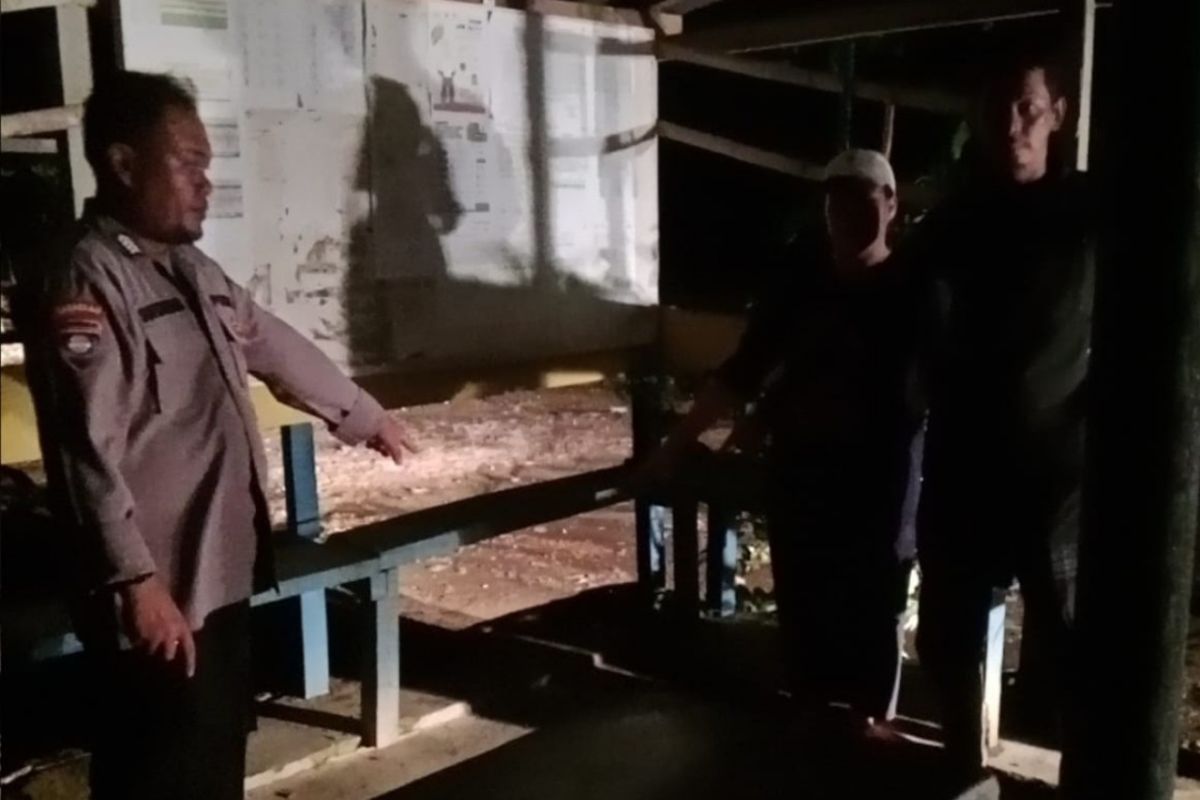 Pasutri Tersambar Petir Saat Berteduh di Simalungun, Istri Tewas dan Suami Dirawat di ICU