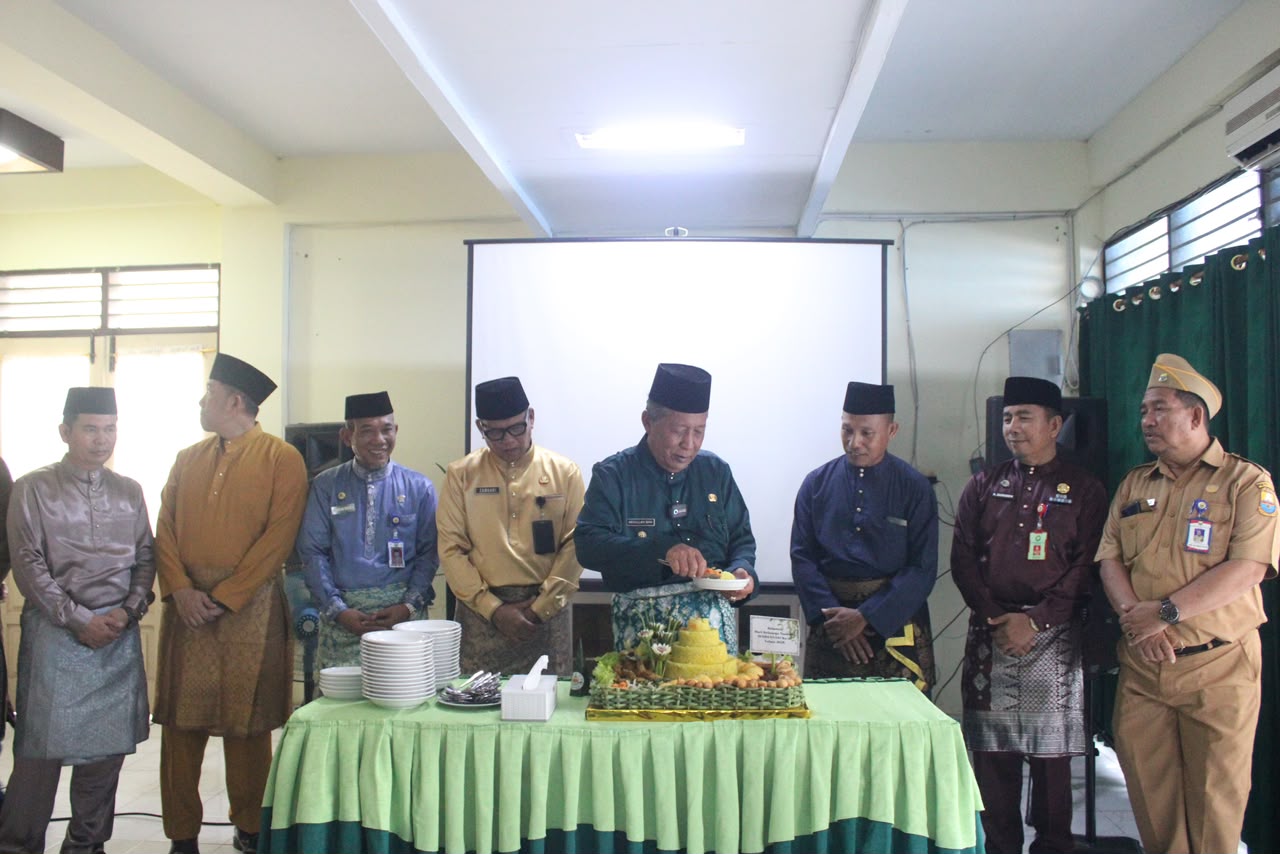 Wagub Jambi Soroti Peran Ayah yang Masih Minim di Pengasuhan Anak saat Peringatan Harganas ke-33