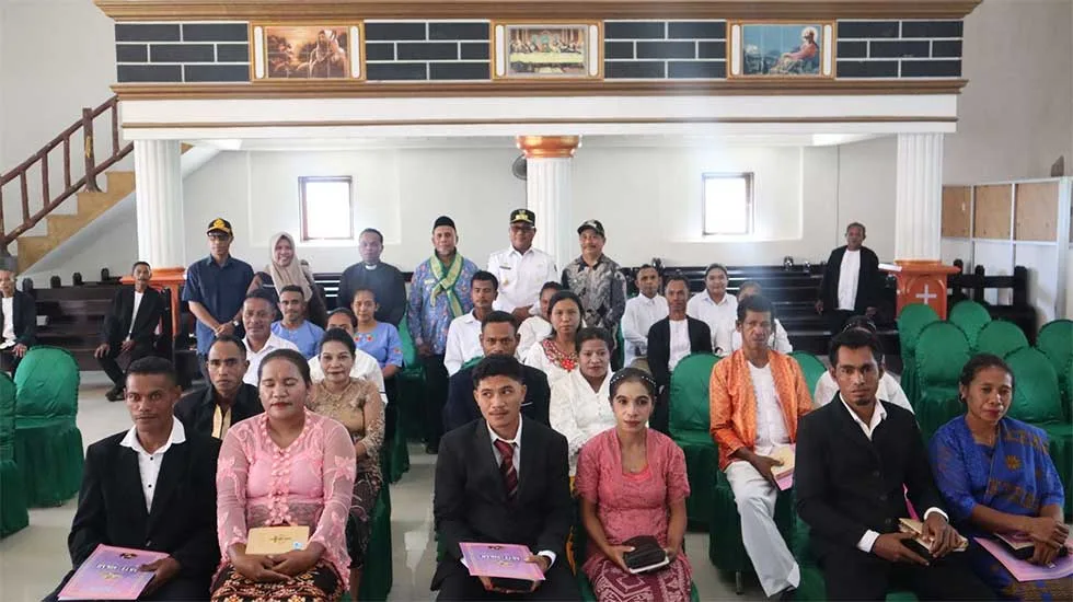 13 Pasangan di Buano Selatan Ikut Nikah Massal Gratis, Langsung Terima Akta Perkawinan dari Ombudsman Maluku