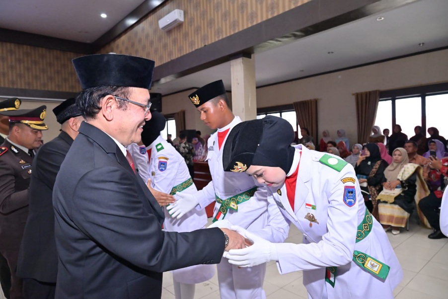 Wali Kota Payakumbuh Zulmaeta Kukuhkan 65 Paskibraka untuk HUT ke-81 RI, Siap Bertugas 17 Agustus 2026
