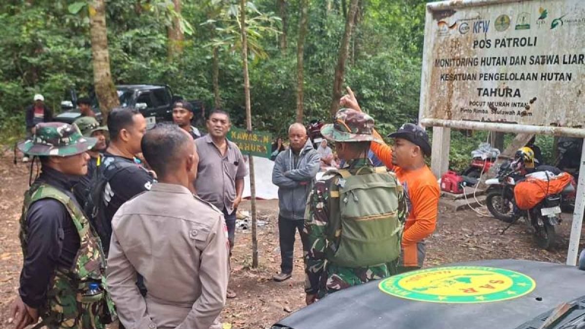 Delapan Personel Satgas SAR Pidie Dikerahkan Cari Pendaki Hilang di Gunung Seulawah Aceh Besar