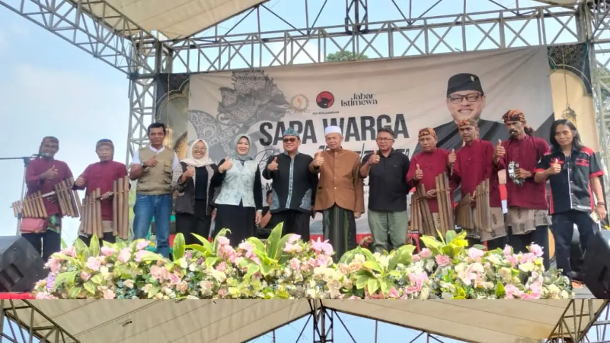 Anggota DPRD Jabar Muhammad Jaenudin Gelar Sapa Warga di Kampung Cibalung Sukabumi, Calung Iringi Dialog Budaya