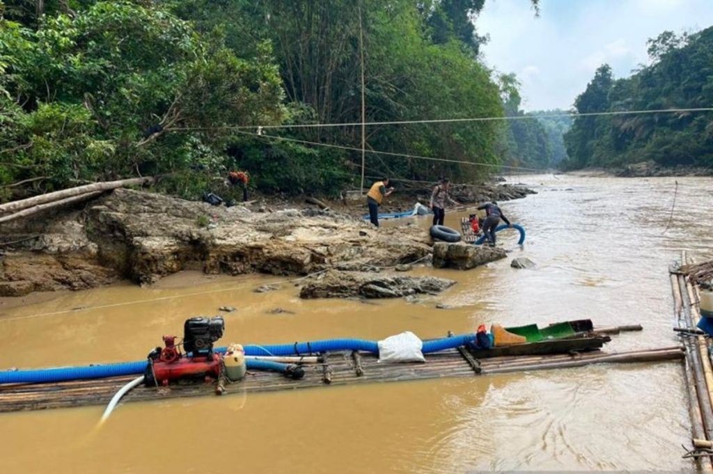 Polisi dan Pemkab Merangin Sita 3 Kompresor Tambang Emas Ilegal di Kawasan Geopark, Bupati Minta Kawasan Steril