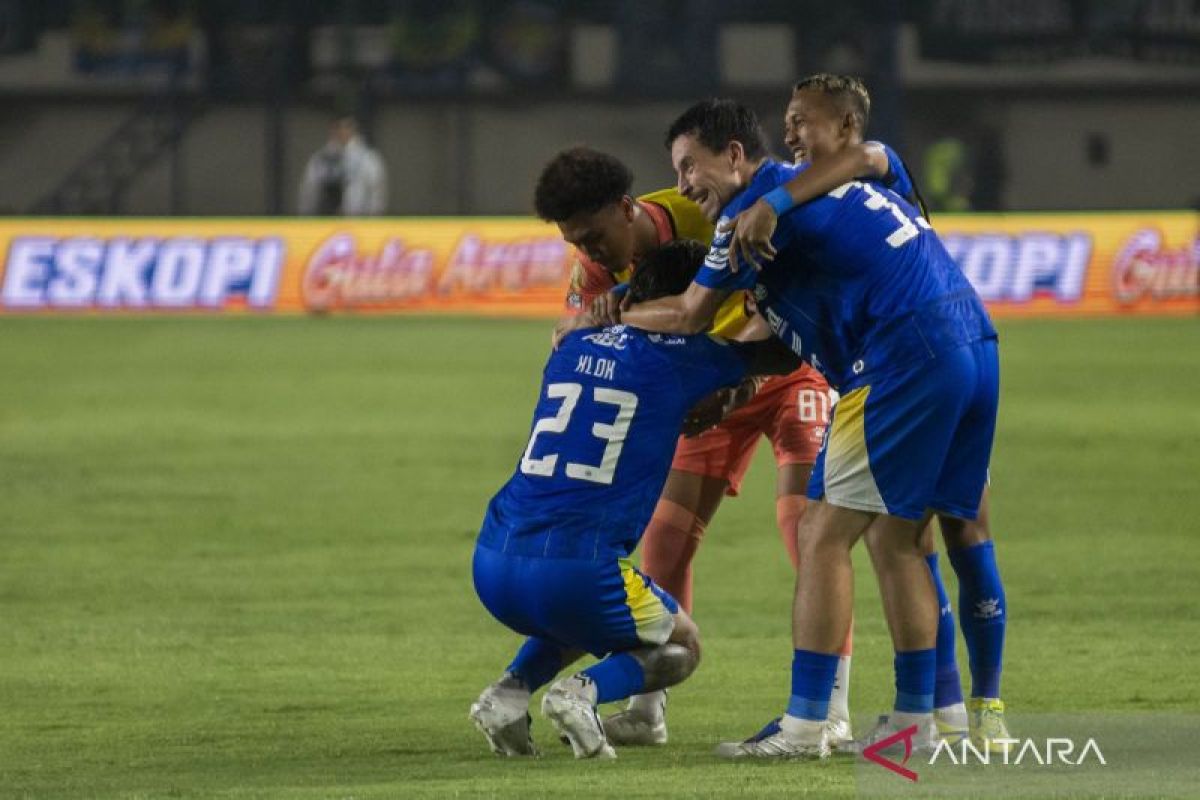 Persib Bandung Ditahan Dewa United 2-2 di Si Jalak Harupat, Marc Klok Sebut Bukti Fighting Spirit Ruang Ganti