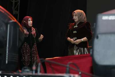 Mayang Melani, Wakil Ketua TP PKK HSU, Tampil di Panggung Teater Balangan Islamic Festival 2026