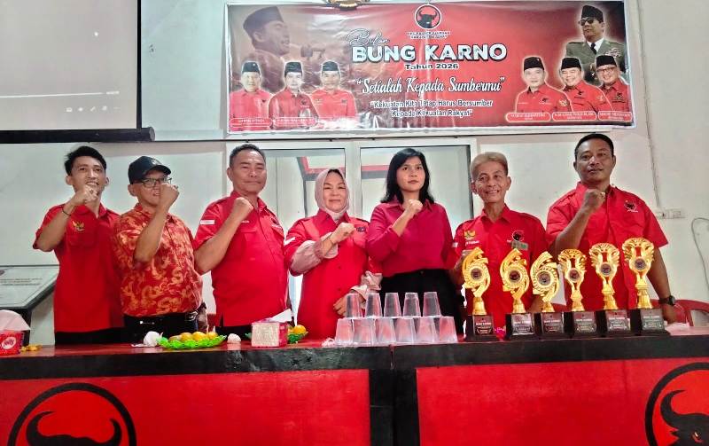 Empat Tokoh Masyarakat Resmi Gabung PDIP Lahat di Bulan Bung Karno, Targetkan Kemenangan Pilkada 2026