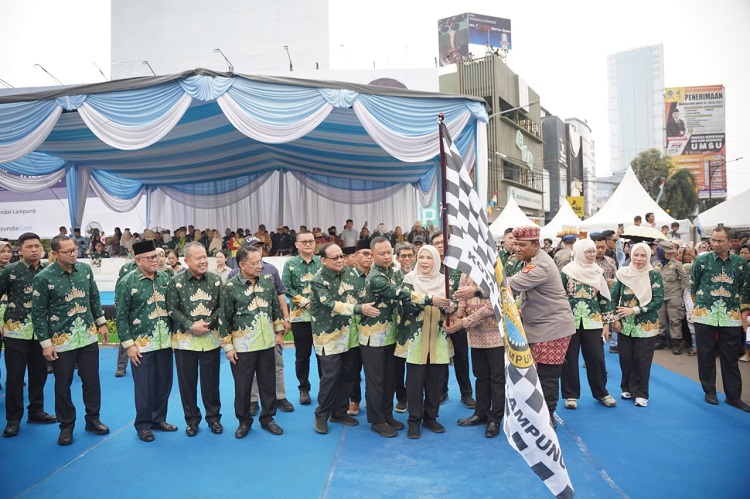 Festival Kendaraan Hias dan Pawai Budaya Meriahkan HUT ke-344 Kota Bandar Lampung, Wali Kota Ajak Warga Lestarikan Budaya