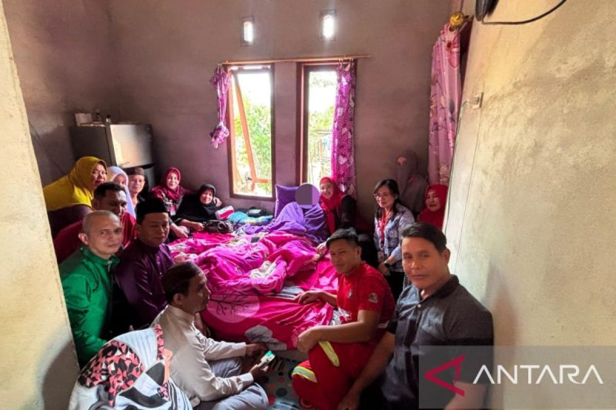 Wakil Bupati Bangka Selatan Debby Vita Dewi Jenguk Mahasiswi Korban Penganiayaan Berat di Toboali, Korban Ditawari Rumah Aman