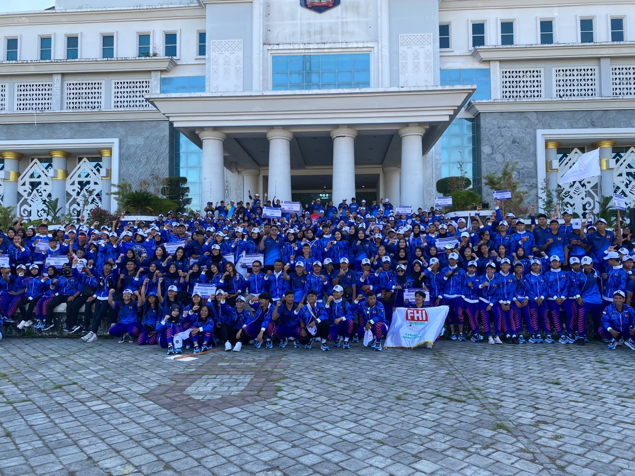 Target Tembus Tiga Besar, Pemkab Lombok Tengah Lepas 702 Atlet ke Porprov NTB 2026