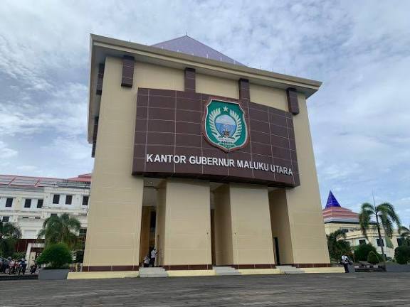 Anggaran Baju Dinas Gubernur Malut Tembus Rp990 Juta, CBA Desak Kejagung Usut Lonjakan Enam Jenis Pakaian Baru