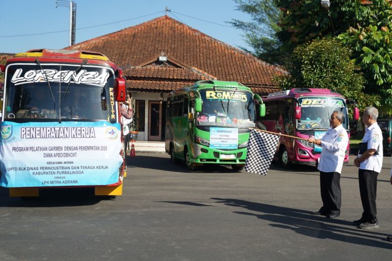 Pemkab Purbalingga Salurkan 80 Lulusan BLK ke Pabrik Garmen di Banyumas, Bekali Sertifikat BNSP