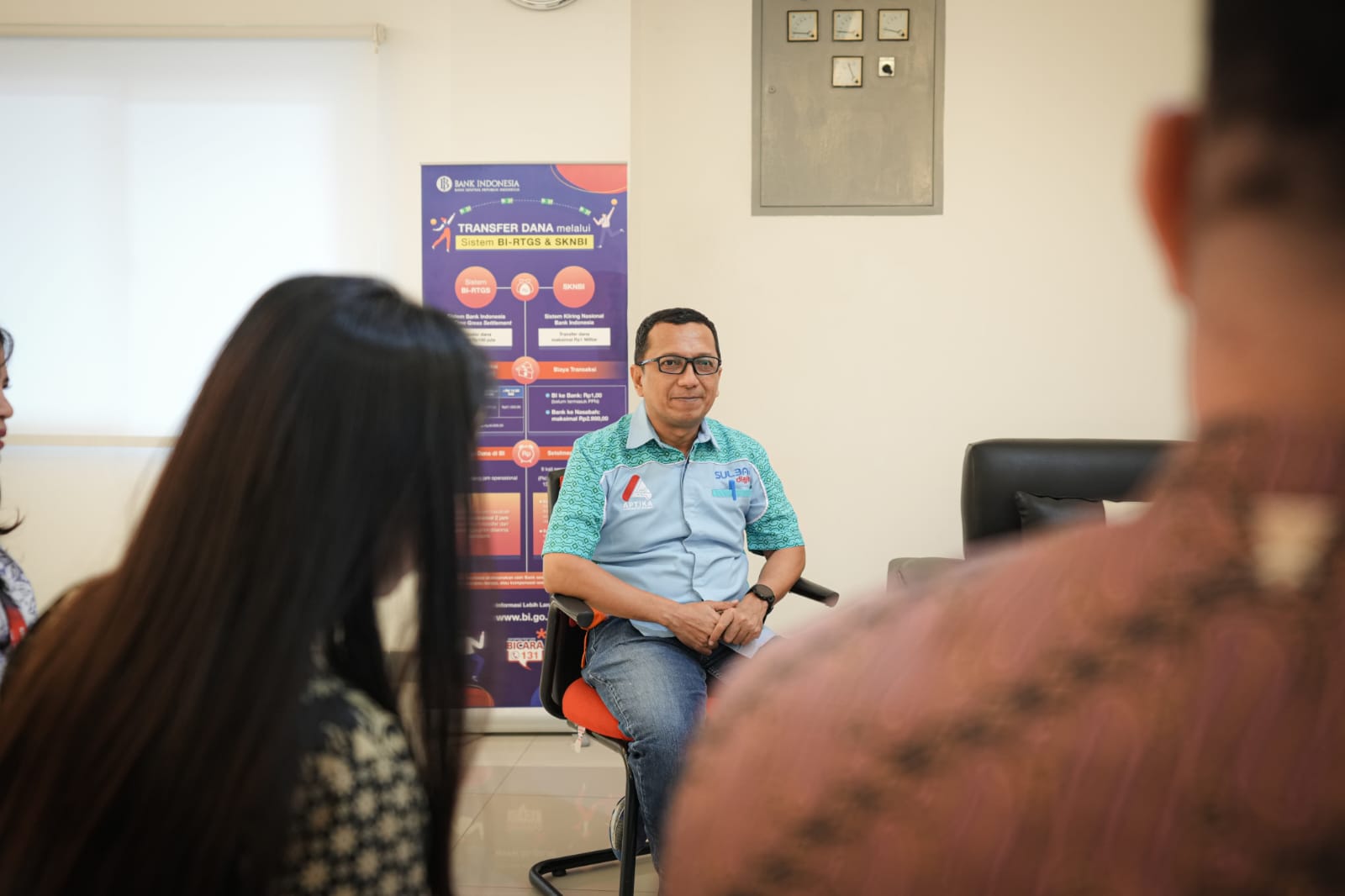 KominfoSS dan BPS Sulbar Turun ke Lapangan di Mamuju, Awasi Supervisi Sensus Ekonomi 2026 hingga ke Pelaku Usaha
