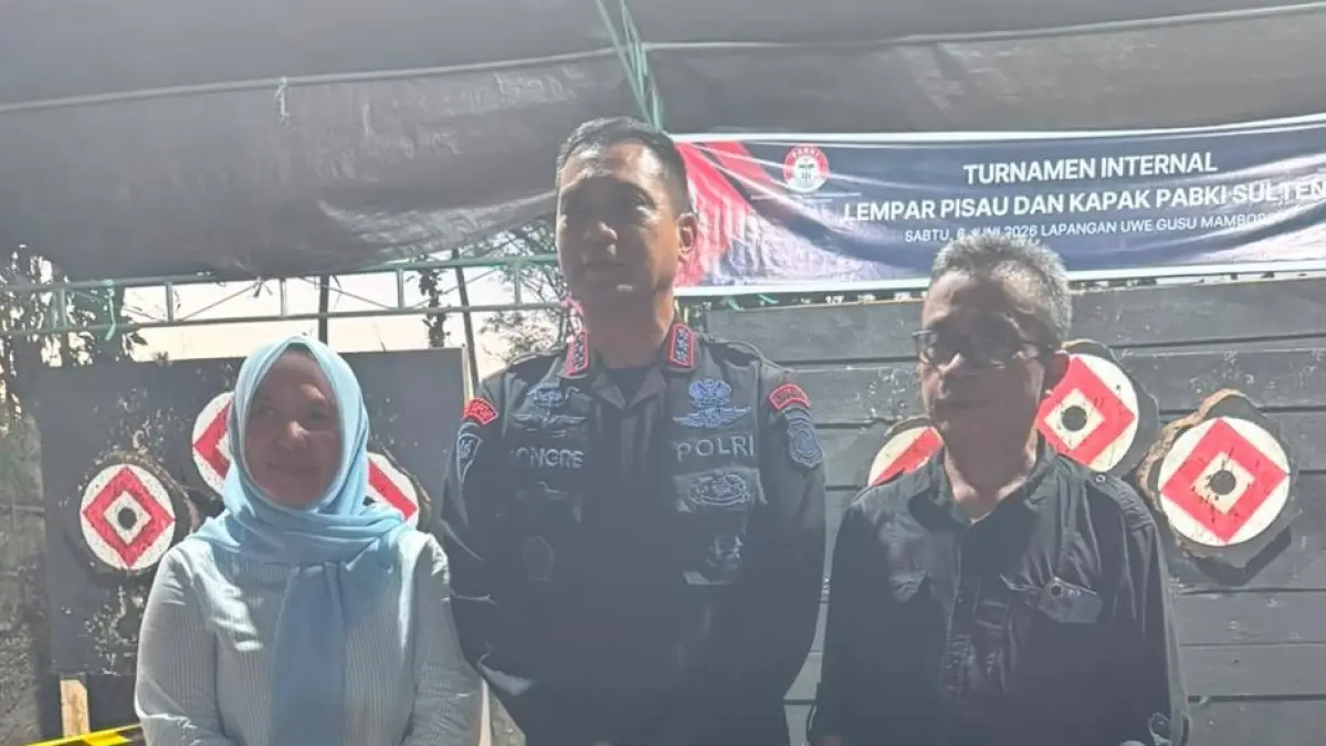 Lompatan Mental di Balik Bilah Tajam, PABKI Sulawesi Tengah Gelar Turnamen Lempar Pisau dan Kapak di Pantai Uwe Gusu Mamboro