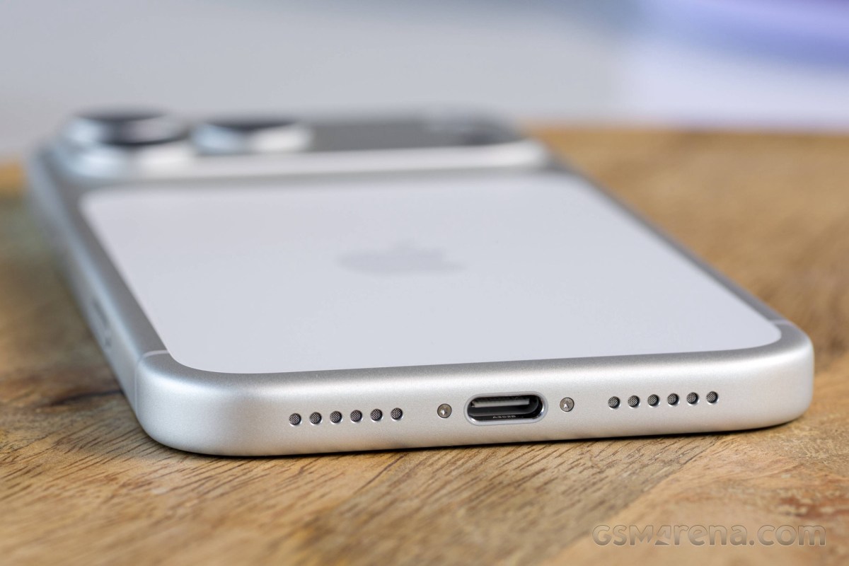 Bocoran Dimensi iPhone 18 Pro Max: Tebal 8,75 mm, Desain Identik dengan Seri 17