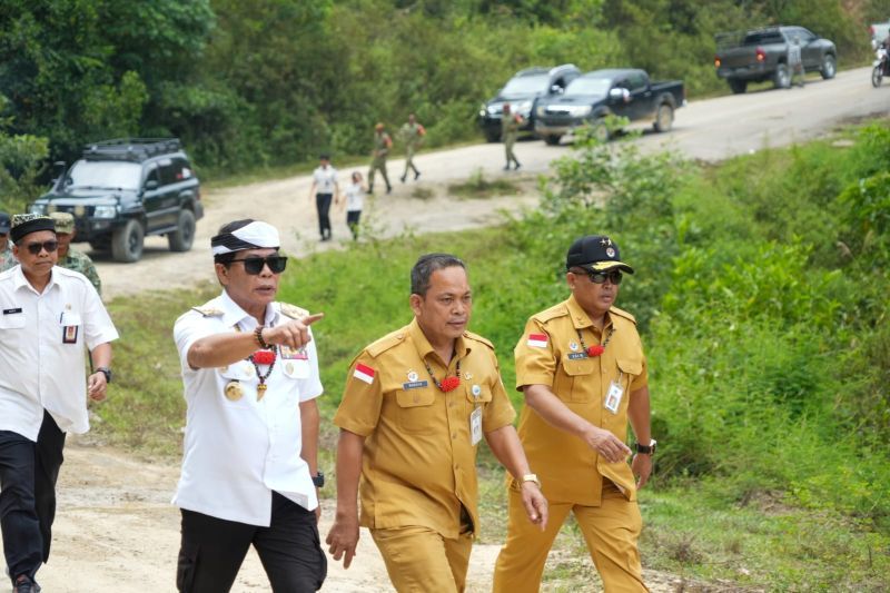 Gubernur Kaltara Tinjau Krayan, Pembangunan Jalan Perbatasan Masuk Rencana Induk 2027–2029 dengan Anggaran Rp32 Triliun