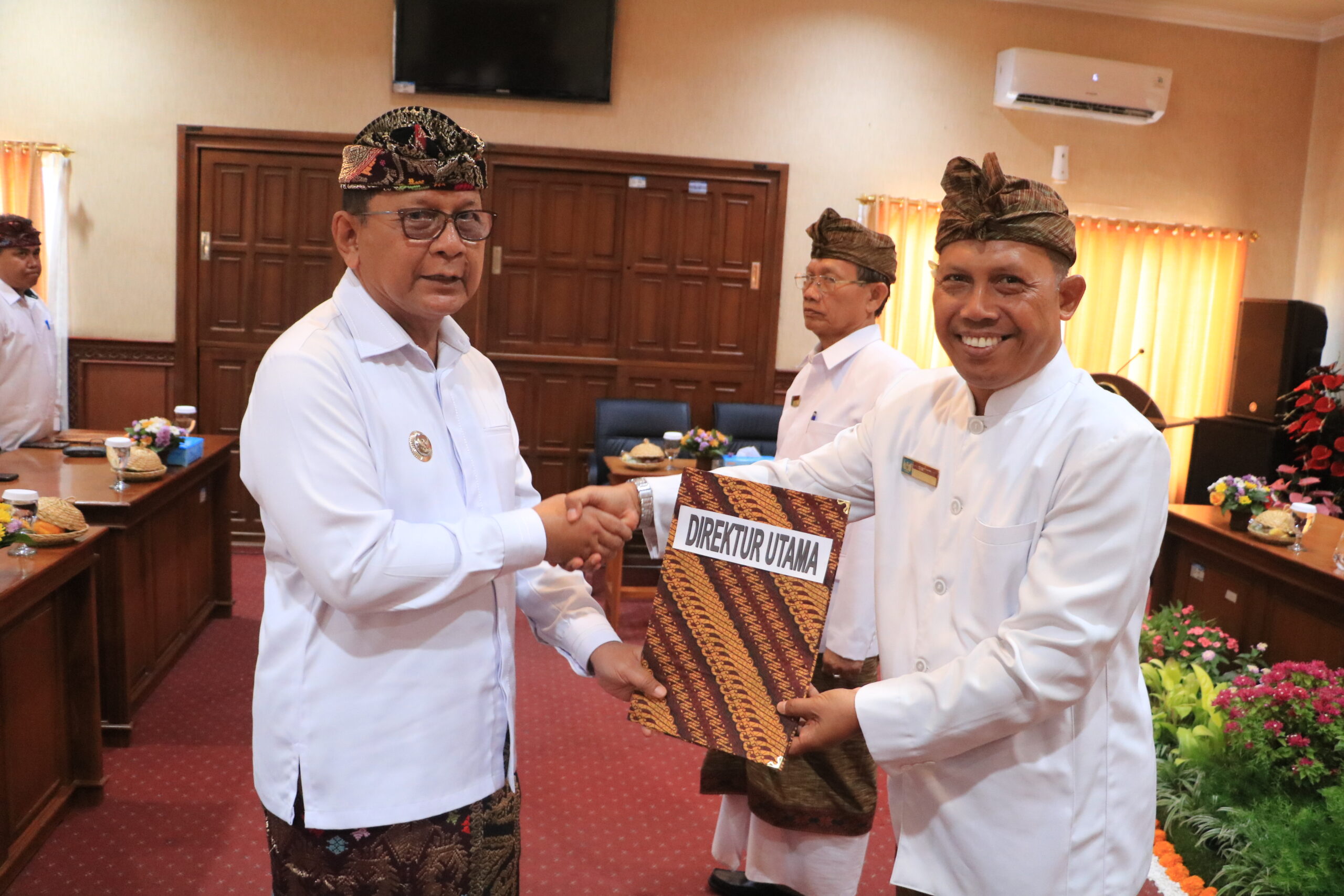 Dirut Perumda THB Buleleng Lestariana Kembali Pimpin Periode Ketiga, Target Setoran PAD Naik ke Rp 12 Miliar