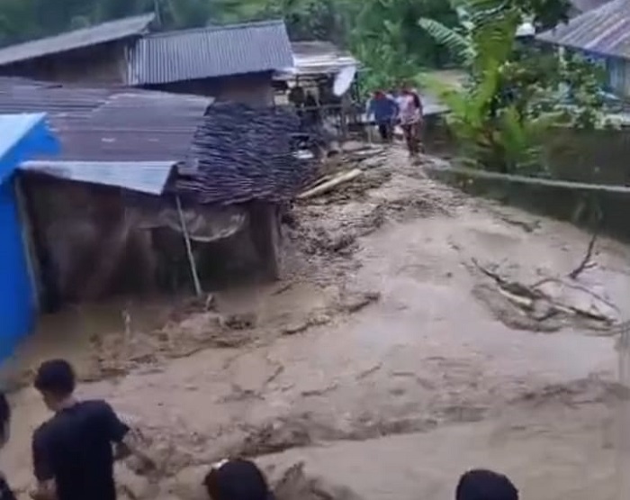 Tanah Longsor di Mamasa Rusak 7 Rumah, 23 Jiwa Terdampak, Warga Masih Mengungsi